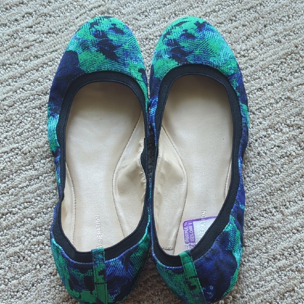 Bcbgeneration Multicolor Patterned Flats - image 1